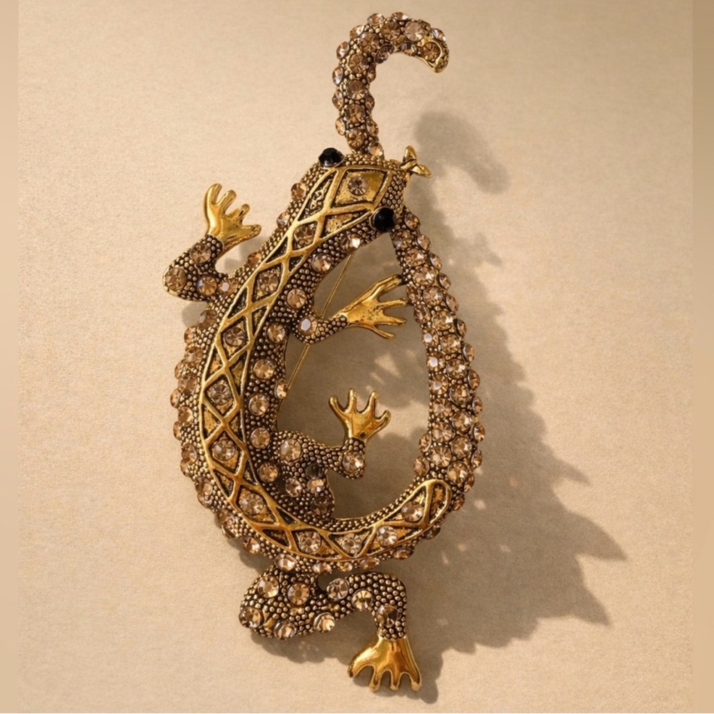 Lizard Brooch Pin Statement Sparkling Brooch